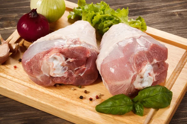 السر في النظافة .. دراسة تحذر من هذه الأخطاء عند طهي اللحوم تنقل الأمراض