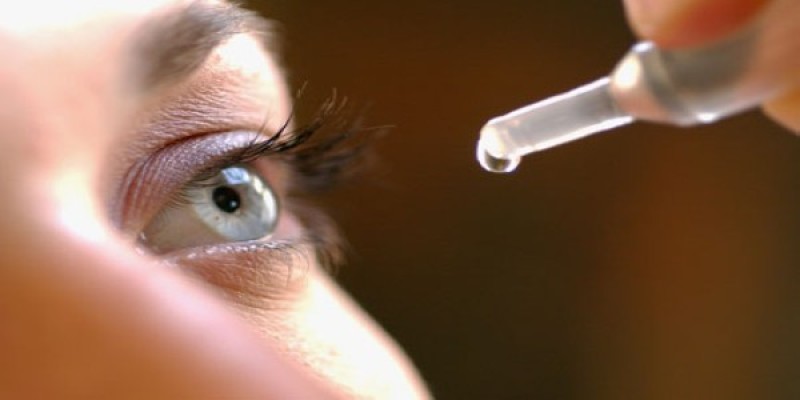 عينك في خطر.. تحذيرات عاجلة من “هيئة الدواء” بشأن قطرة مغشوشة منتشرة في الأسواق